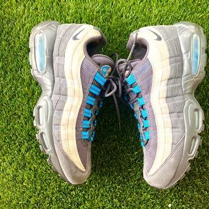 AIR MAX 95 ESSENTIAL 'BLACK GAME ROYAL🥶 
Mens 8